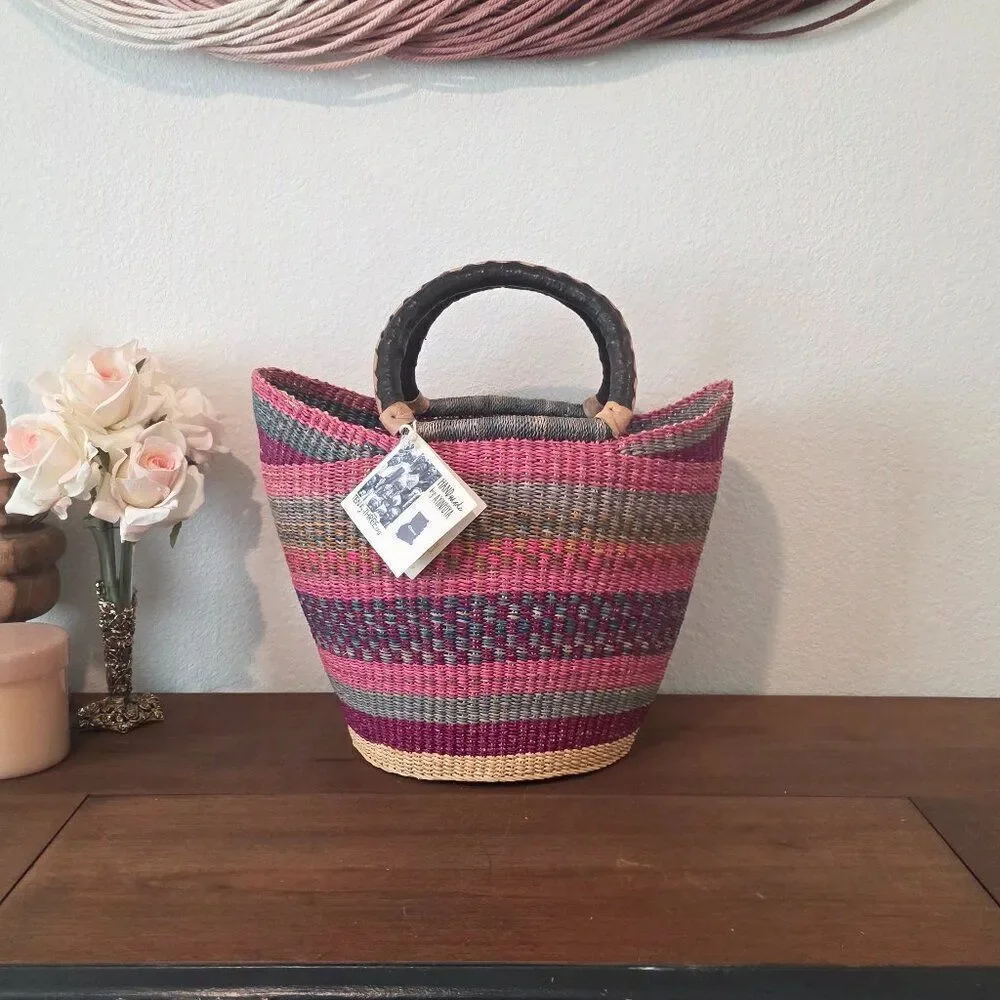NWT Handmade Woven colorful Ghana Africa Straw/Leather Handbag